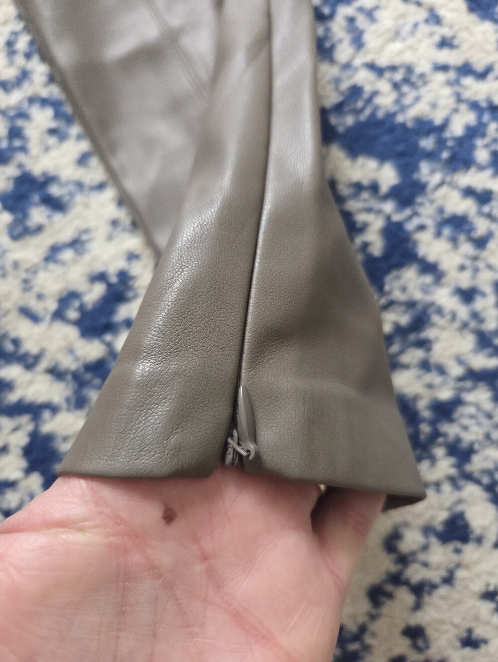 Zara Taupe Faux Leather High-Rise Leggings - Picture 4 of 7